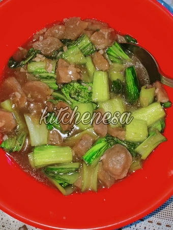 Langkah Gampang Membikin Resep Tumis Sawi Pentol yang Lezat Sekali Anti Ribet, Bikin Ngiler