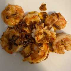 A picture of Garlic Shrimp🍤.