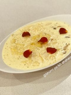 ખીર (Kheer Recipe In Gujarati) રેસીપી મુખ્ય ફોટો