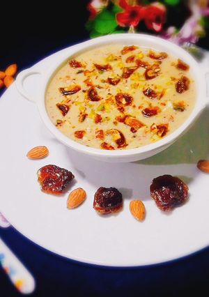 A picture of Dates Payasam.