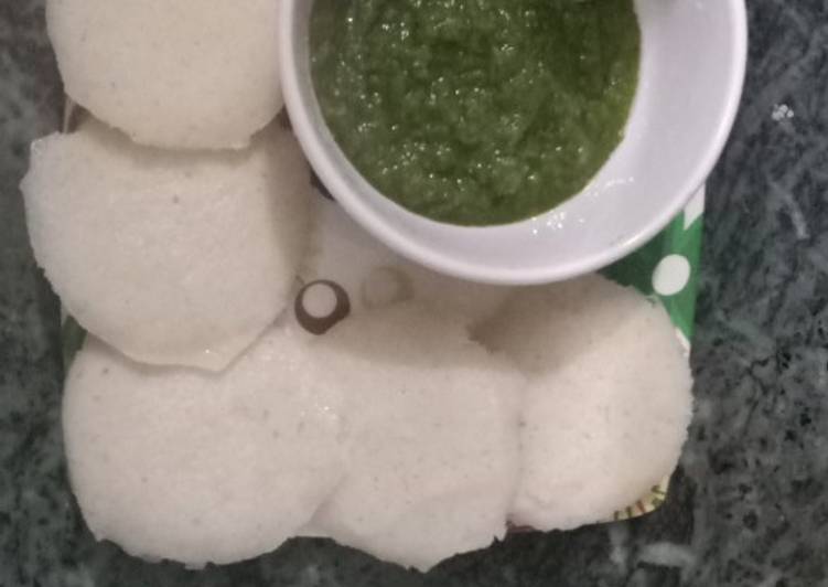 Easiest Way to Make Award-winning Idli with Green chutney