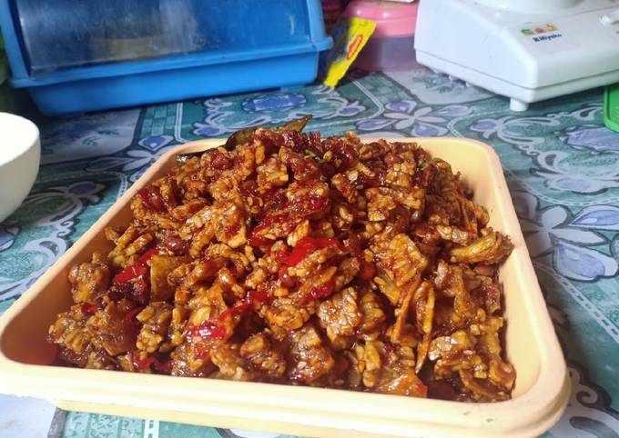 Bagaimana Menyiapkan Kering tempe kentang Anti Gagal