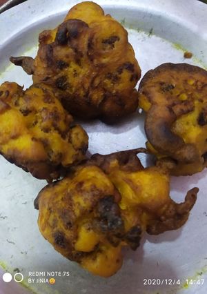 ফুলকপির পকোড়া (fulkopi r pokora recipe in Bengali) রেসিপির প্রধান ছবি