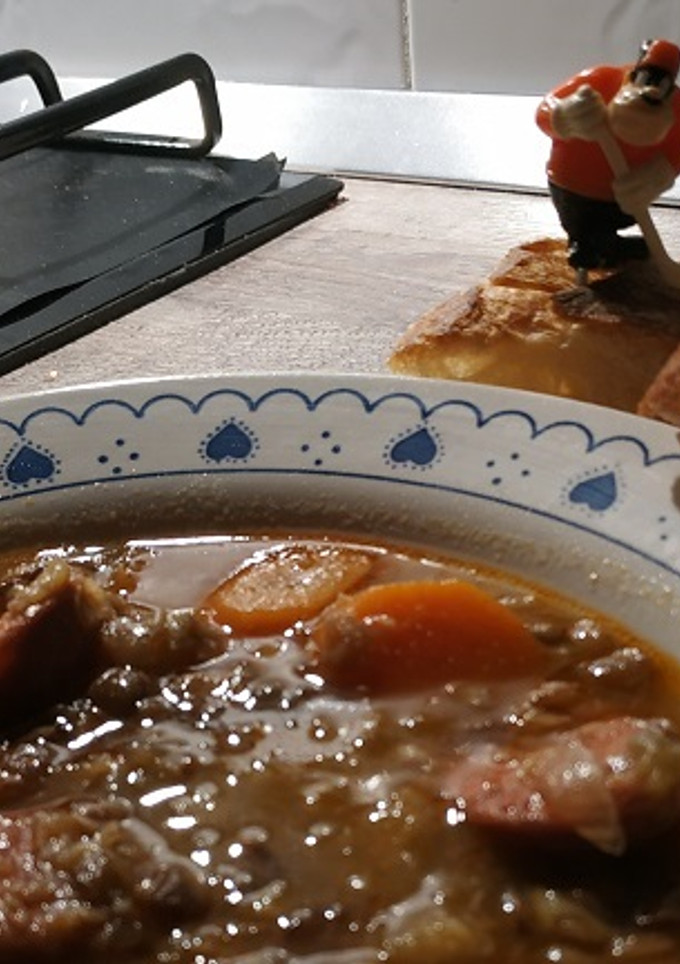 Una foto de Lentejas con chorizo picante - #weekendreto