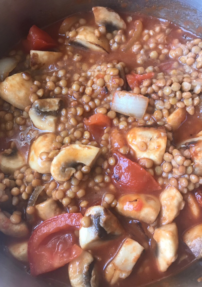 Una foto de Lentejas (de bote) con champiñones 🍄