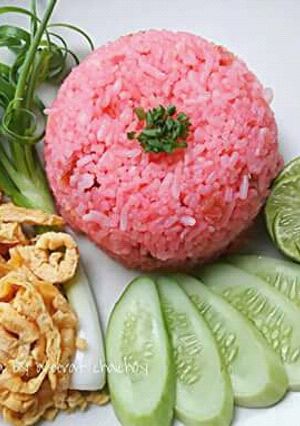 รูปของ ข้าวผัดรถไฟ หรือ ข้าวผัดแดง