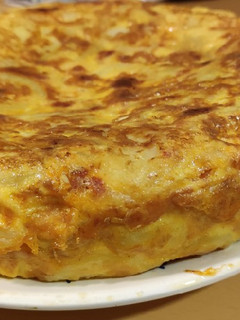 Una foto de Tortilla de patatas y chorizo