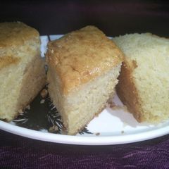 A picture of Eggless vanilla sponge cake without curd and condensed milk.