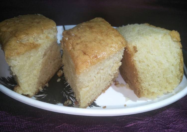 Eggless vanilla sponge cake without curd and condensed milk