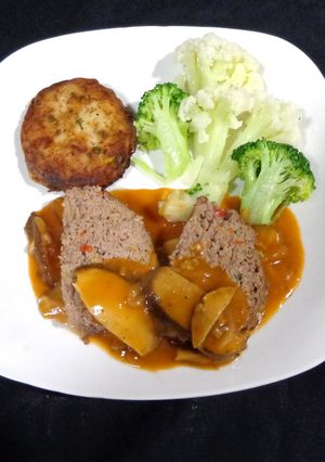 Una foto de Asado de Carne Molida con Salsa de Champiñones