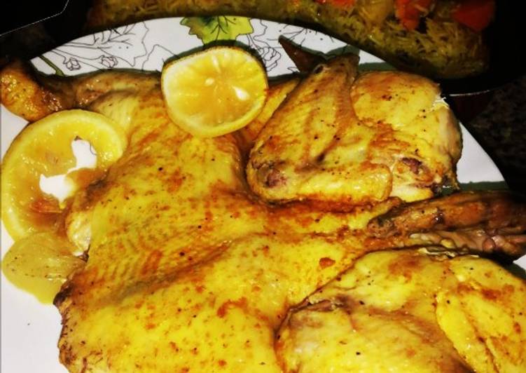 زرب دجاج بنكهه الزعفران مع الارز بالفرن