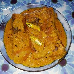 A picture of Rohu fish,with Poppy seeds and Tomato Puree.