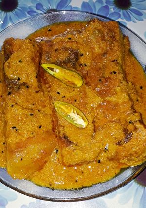 A picture of Rohu fish,with Poppy seeds and Tomato Puree.