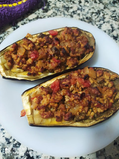 Una foto de Berenjenas con carne