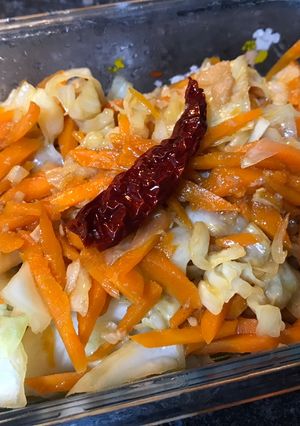 A picture of Cabbage and carrot stir-fry.
