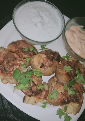 A picture of Chicken cheese smashed potatoes.