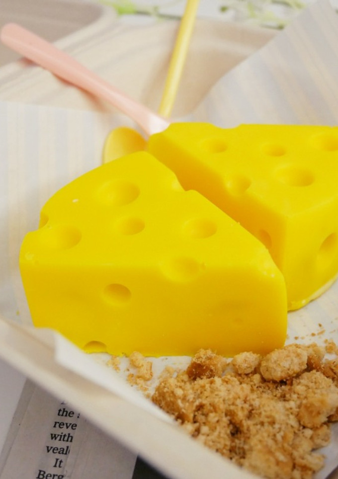 免烤箱「卡通起士蛋糕」可愛到不行♪ 的食譜成品照片