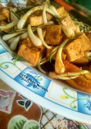 Foto resep Tumis Tahu + Kucay Simpel