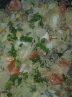 Una foto de Ensalada tibia de papas y carne