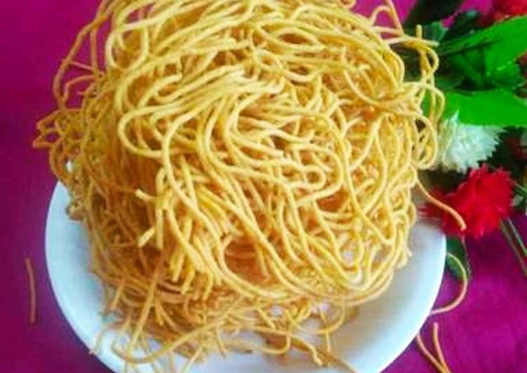 How to Make Ultimate Crunchy Sev