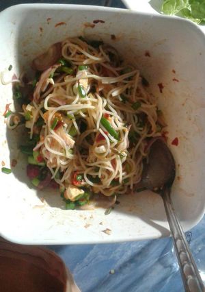 รูปของ ยำขนมจีนไข่เค็ม