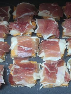 Una foto de Jamón con melón
