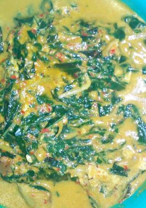 Foto resep Gulai daun singkong tumbuk telor ceplok