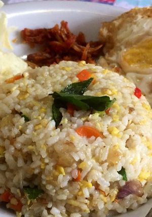 Foto resep Nasi Goreng Daun Kari