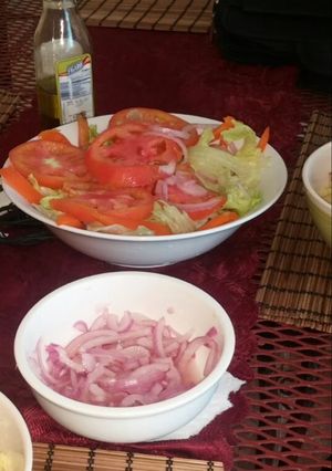 Una foto de Ensalada tropical