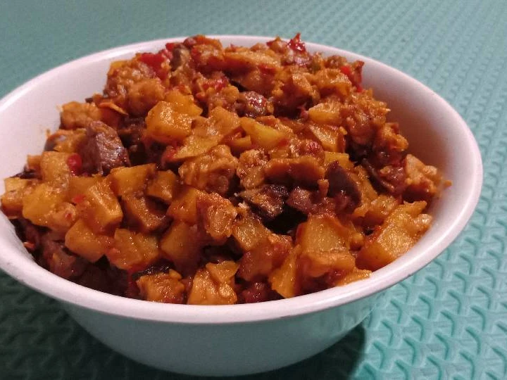 Langkah Mudah untuk Membikin Resep Sambel goreng ati ayam sama kentang yang Uenak Anti Ribet, Sempurna