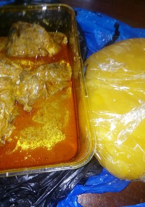 A picture of Banga soup and starch.