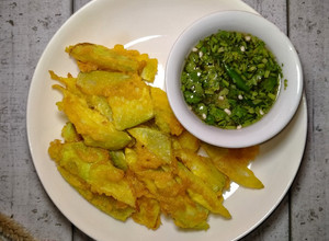 Gambar Bu-Thee-Kyaw (Labu Air Tempura)