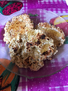Una foto de Pancakes de avena y coco con 3 ingredientes súper fácil y rápido