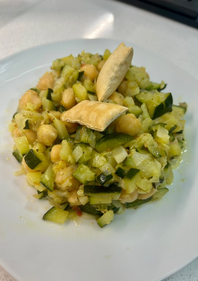 Una foto de Garbanzos con Calabacín