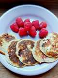 Mini pancakes cu ricotta și zmeură
