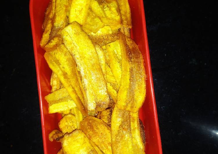 Steps to Make Favorite Banana Chips