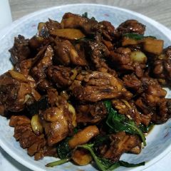 A picture of Taiwanese style Three cup chicken 台式三杯鸡.