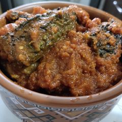 Bitter gourd in tomato gravy A picture of Bitter gourd in tomato gravy.