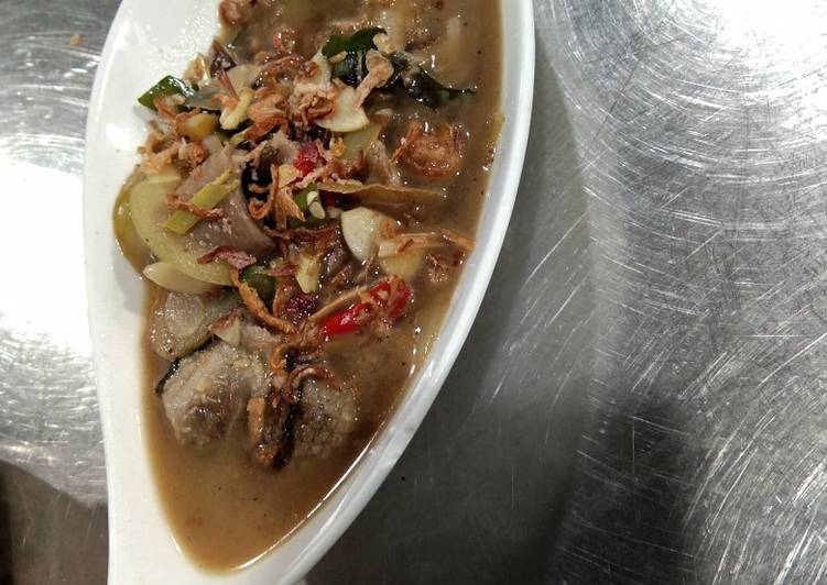 Tongseng pari