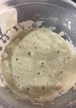 Una foto de Masa madre con levain de frutas 🍎🍐🍓🍇🍊
