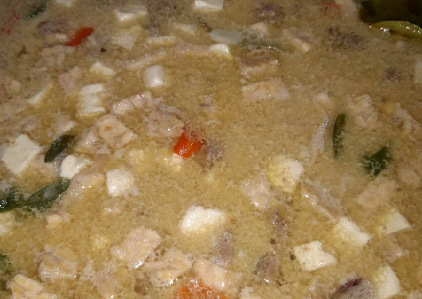 Jangan lombok khas Solo /tempe tahu ati kuah santan
