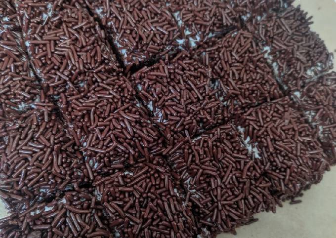 Cara Gampang Menyiapkan Brownies Kukus Coklat yang Enak Banget
