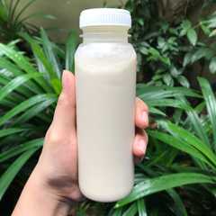 A picture of Almond Milk.