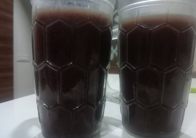 Recipe: Tasty #October#homecef#dry black grapes fresh juice