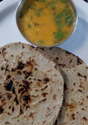 बाजरे की रोटी (bajre ki roti recipe in Hindi) रेसिपी मुख्य फोटो