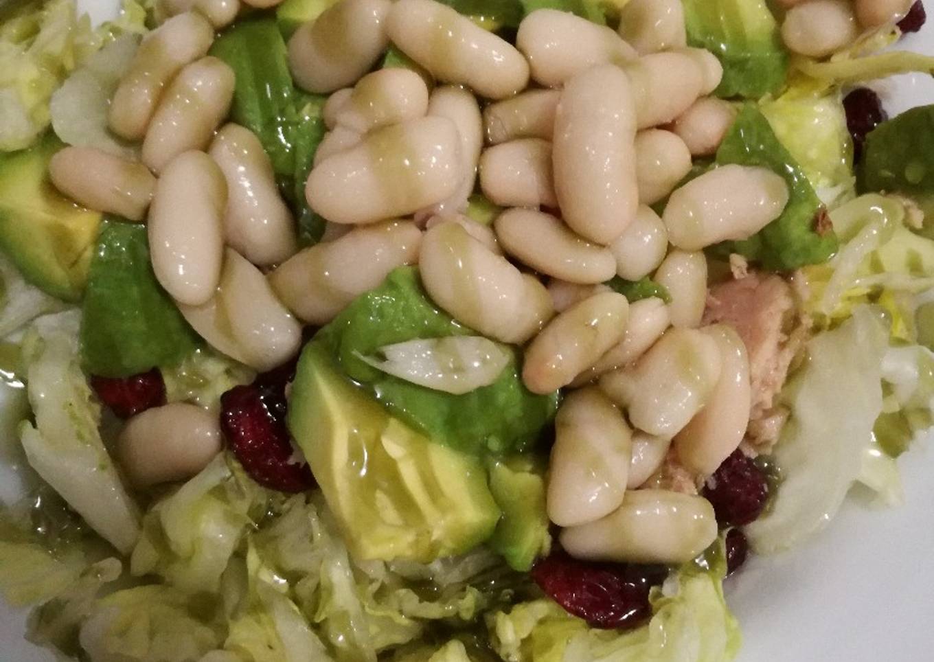 Ensalada con judías blancas