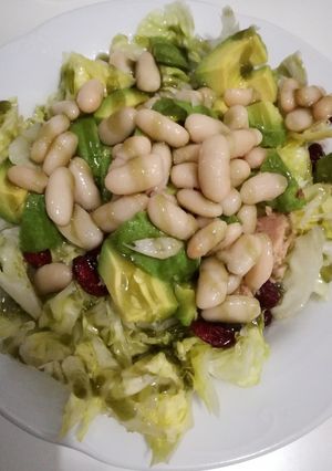 Foto principal de Ensalada con judías blancas