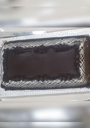 A picture of Delicious chocolate cake.