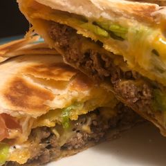 A picture of Lauren’s Crunchwrap Supreme.