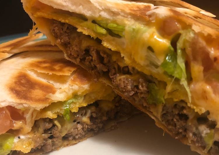 How to Prepare Any-night-of-the-week Lauren’s Crunchwrap Supreme
